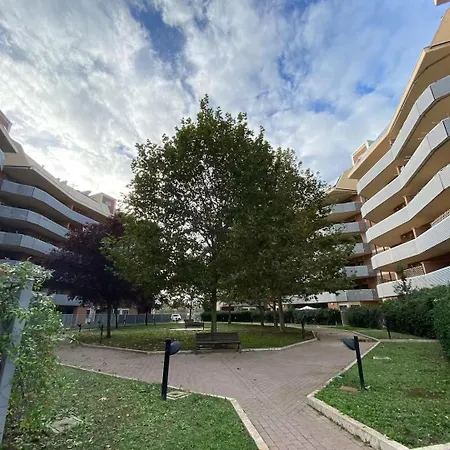 Toto's Greenvillage *